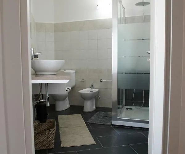 Casa vacanze Qui Ed Ora,guest House. *